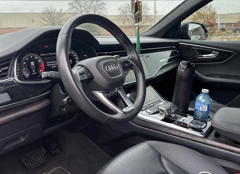 Audi Q8 Progressiv, снимка 5 - Автомобили и джипове - 52749591