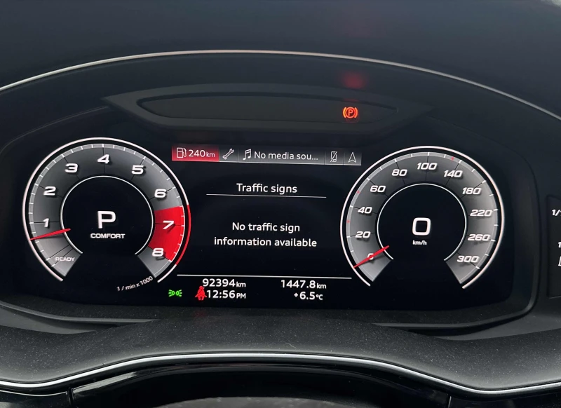 Audi Q8 Progressiv, снимка 6 - Автомобили и джипове - 52749591