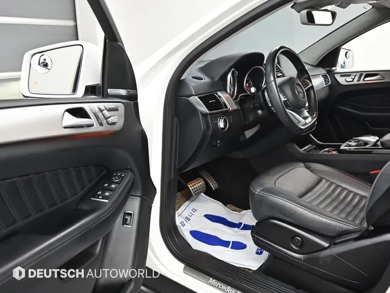 Mercedes-Benz GLE 350 D 4Matic Coupe - САМО 30% АВАНС, снимка 11 - Автомобили и джипове - 55485758