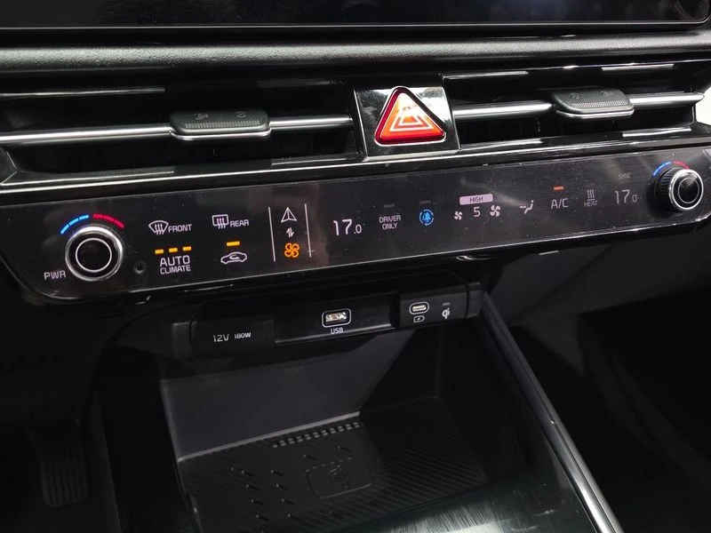 Kia Niro Air| 180к.с., снимка 14 - Автомобили и джипове - 56356127