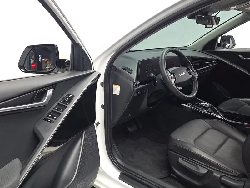 Kia Niro Air| 180к.с., снимка 10 - Автомобили и джипове - 56356127