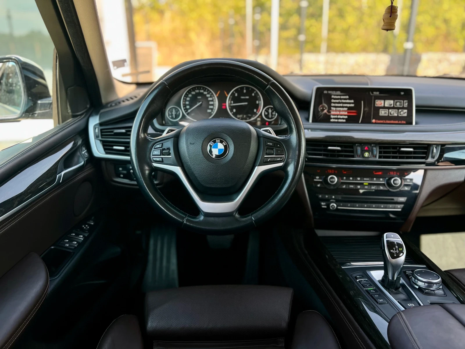 BMW X5 4.0D-XDRIVE / DVD+ TV / ПОДГРЕВ+ ОБДУХВАНЕ / ИСТОР - изображение 8