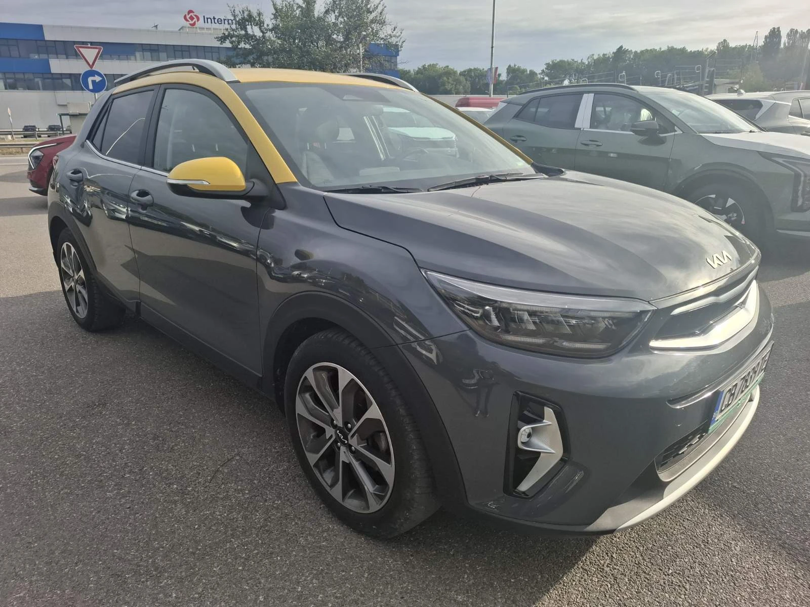Kia Stonic 1.0 EX Турбо Гаранция - изображение 3