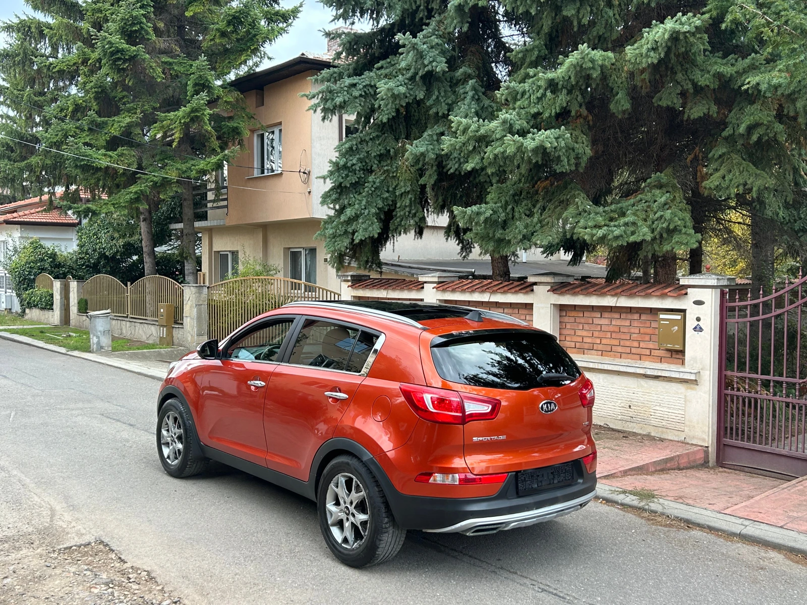 Kia Sportage 2, 0CRDI 16V 136K 4X4 - изображение 6