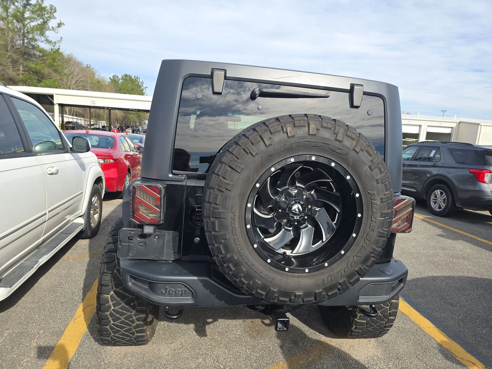 Jeep Wrangler UNLIMITED RECON EDITION/КОЖА/НАВИ/RED EDITION  - изображение 6