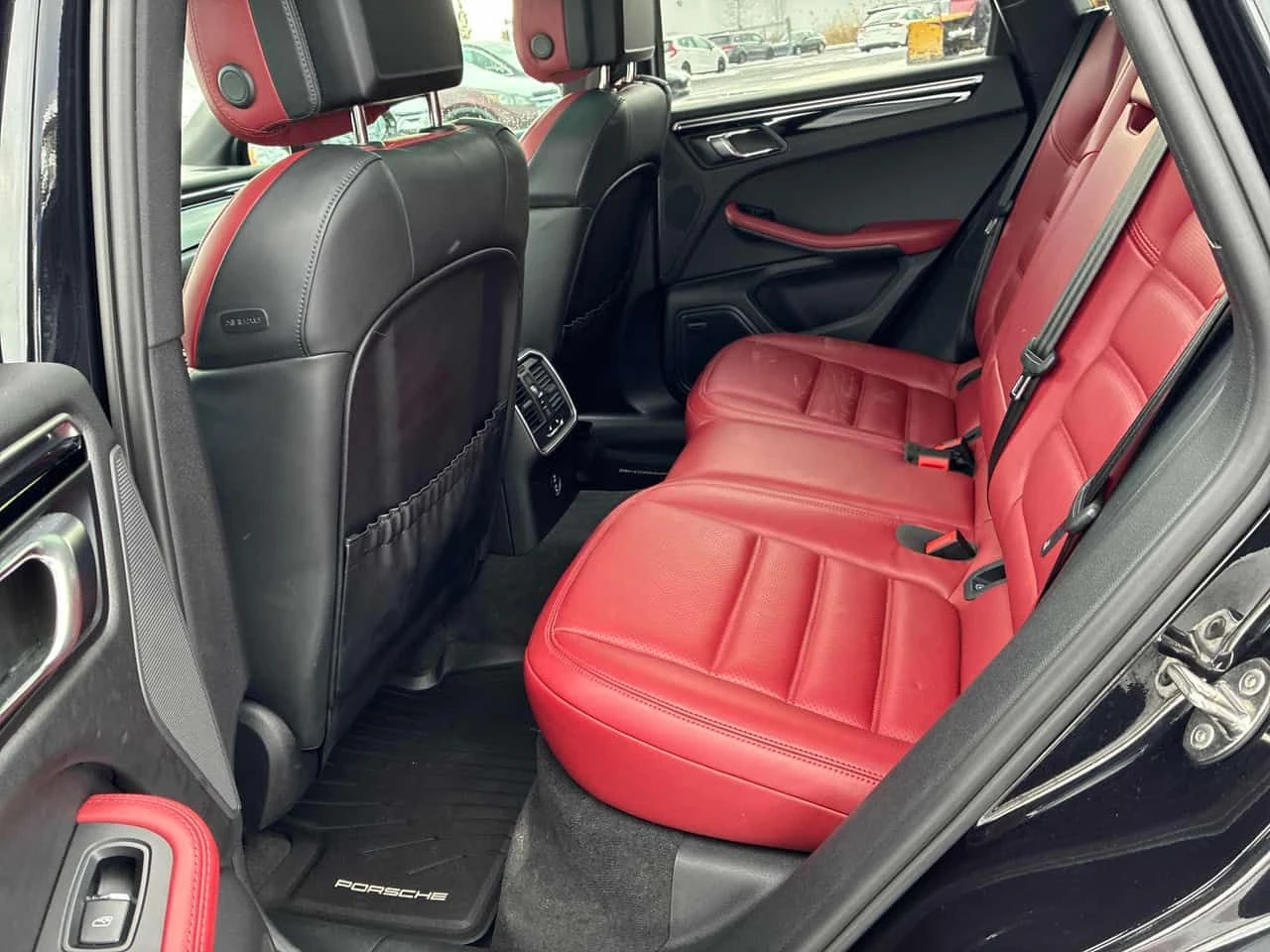 Porsche Macan S/ОБДУХВАНЕ/БЕЗ ЗАБЕЛЕЖКИ, снимка 11 - Автомобили и джипове - 54033632