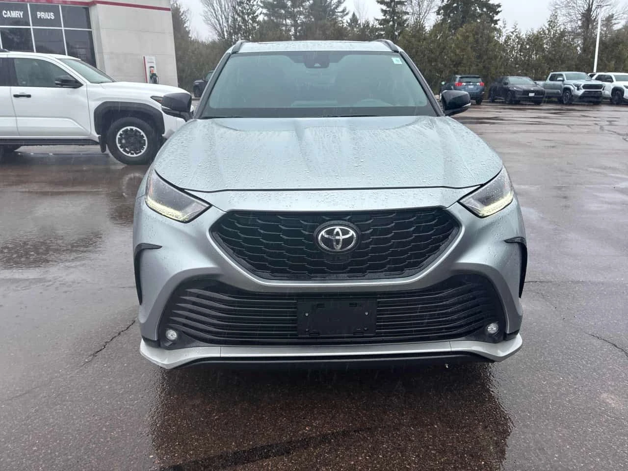 Toyota Highlander * XSE * ГЛАВНО ПРЕДСТАВИТЕЛСТВО* 360 КАМЕРА* КОЖА*, снимка 5 - Автомобили и джипове - 54219114