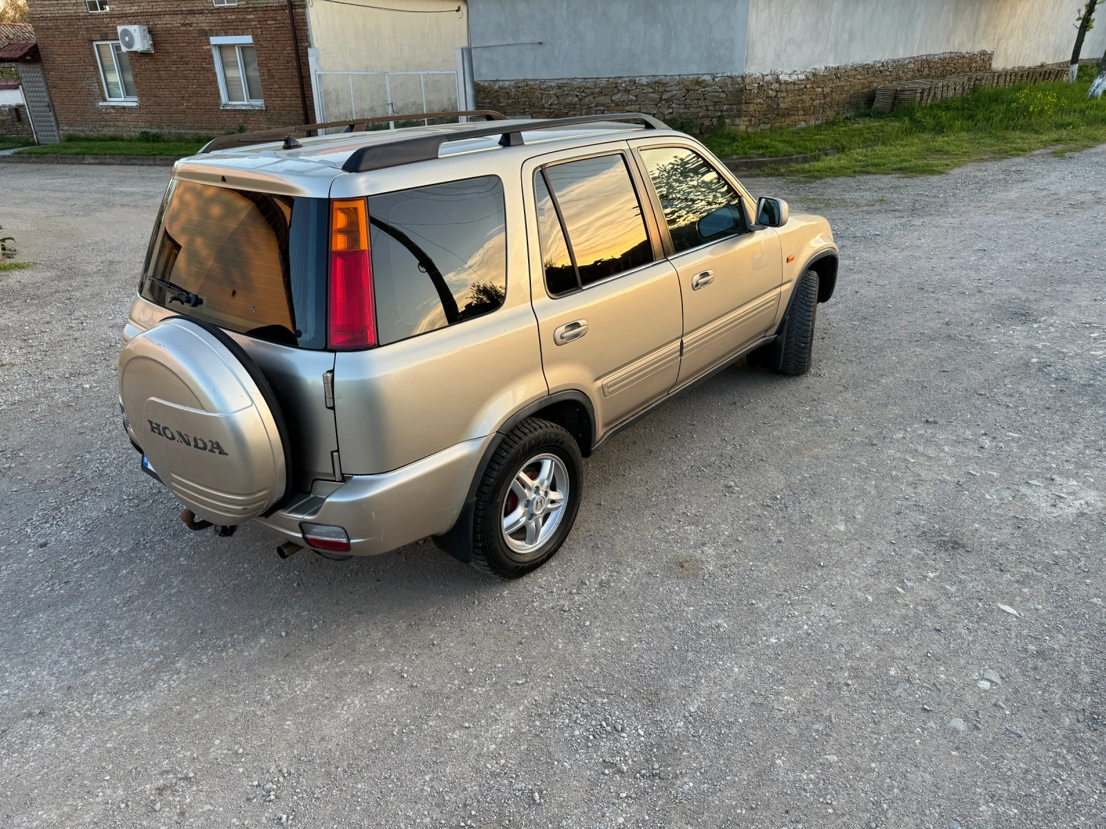 Honda Cr-v, снимка 4 - Автомобили и джипове - 54430151