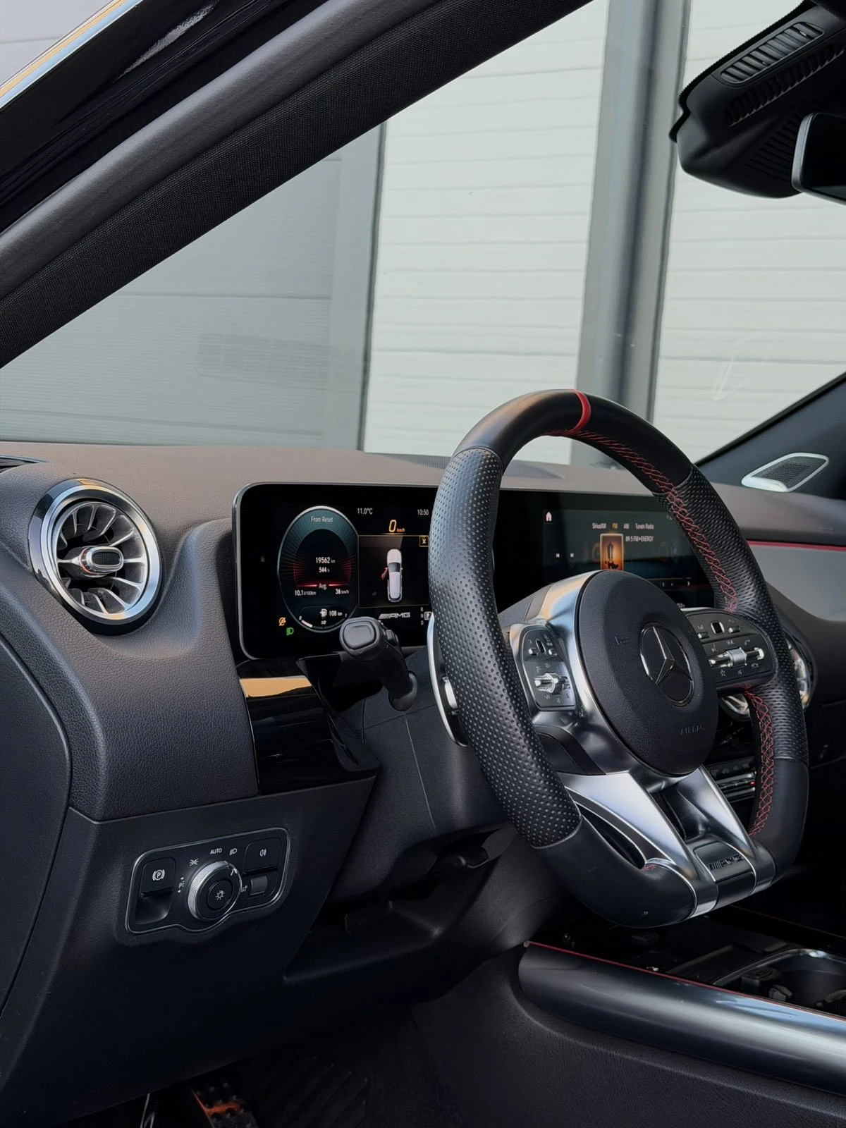 Mercedes-Benz GLA * 35 AMG* 4MATIC* ������� � �����* ����������*  | Mobile.bg � ����������� 11