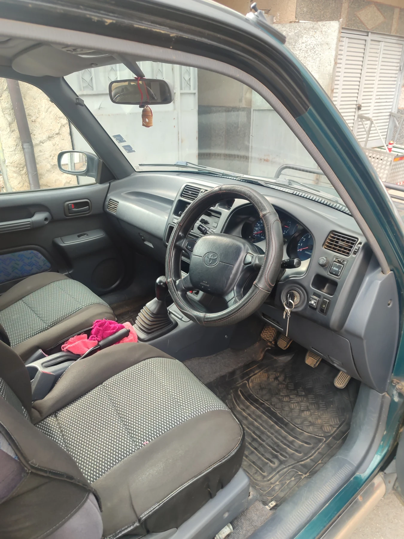 Toyota Rav4, снимка 5 - Автомобили и джипове - 55036588