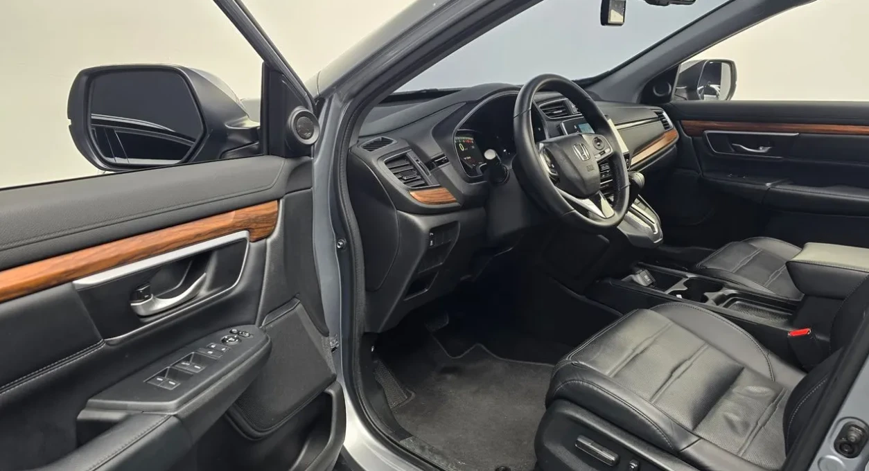 Honda Cr-v Executive 1.5 Бензин, снимка 9 - Автомобили и джипове - 55135608