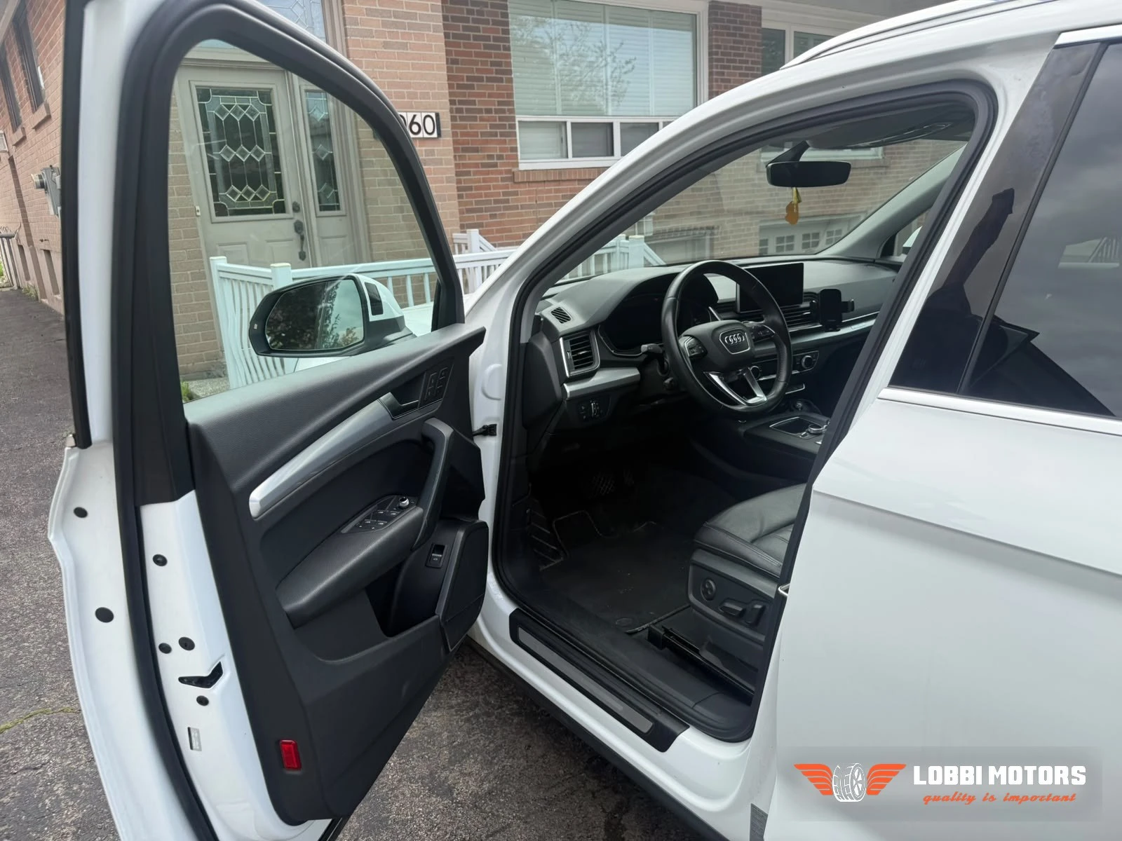 Audi Q5, снимка 5 - Автомобили и джипове - 56128871