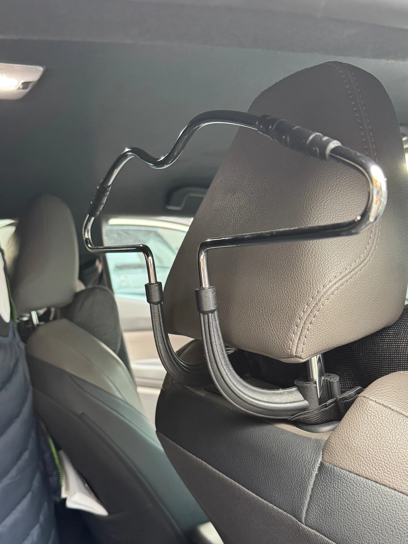 Toyota C-HR, снимка 13 - Автомобили и джипове - 56504969
