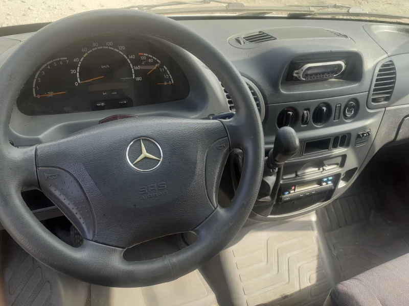 Mercedes-Benz Sprinter 313 2, 2 CDI товаропътнически, снимка 7 - Бусове и автобуси - 52605687