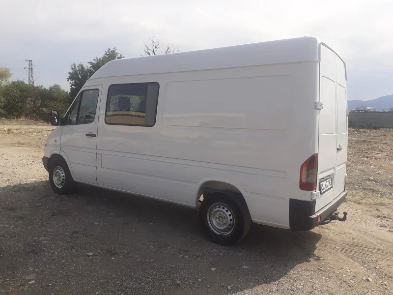 Mercedes-Benz Sprinter 313 2, 2 CDI товаропътнически, снимка 4 - Бусове и автобуси - 52605687