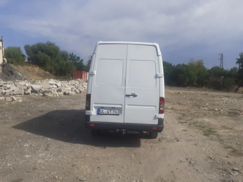 Mercedes-Benz Sprinter 313 2, 2 CDI товаропътнически, снимка 6 - Бусове и автобуси - 52605687