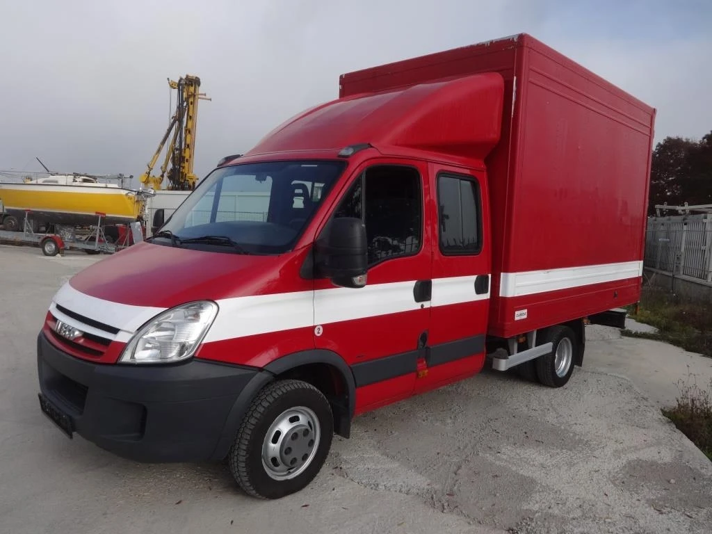 Iveco Daily 3.0HPI  КАТ. * Б* 7-места - изображение 3