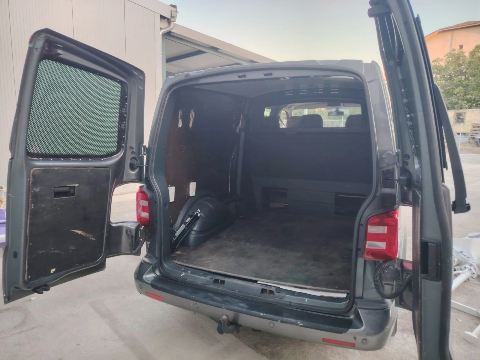 VW Transporter 2.0TDI - изображение 6