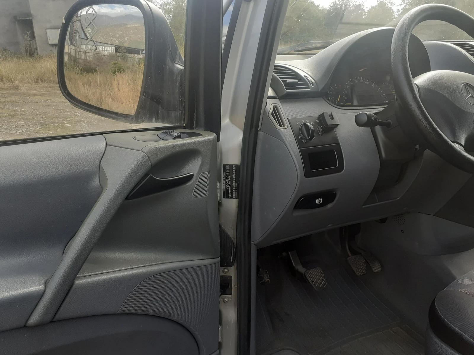 Mercedes-Benz Vito 2, 2 CDI , снимка 9 - Бусове и автобуси - 53437172