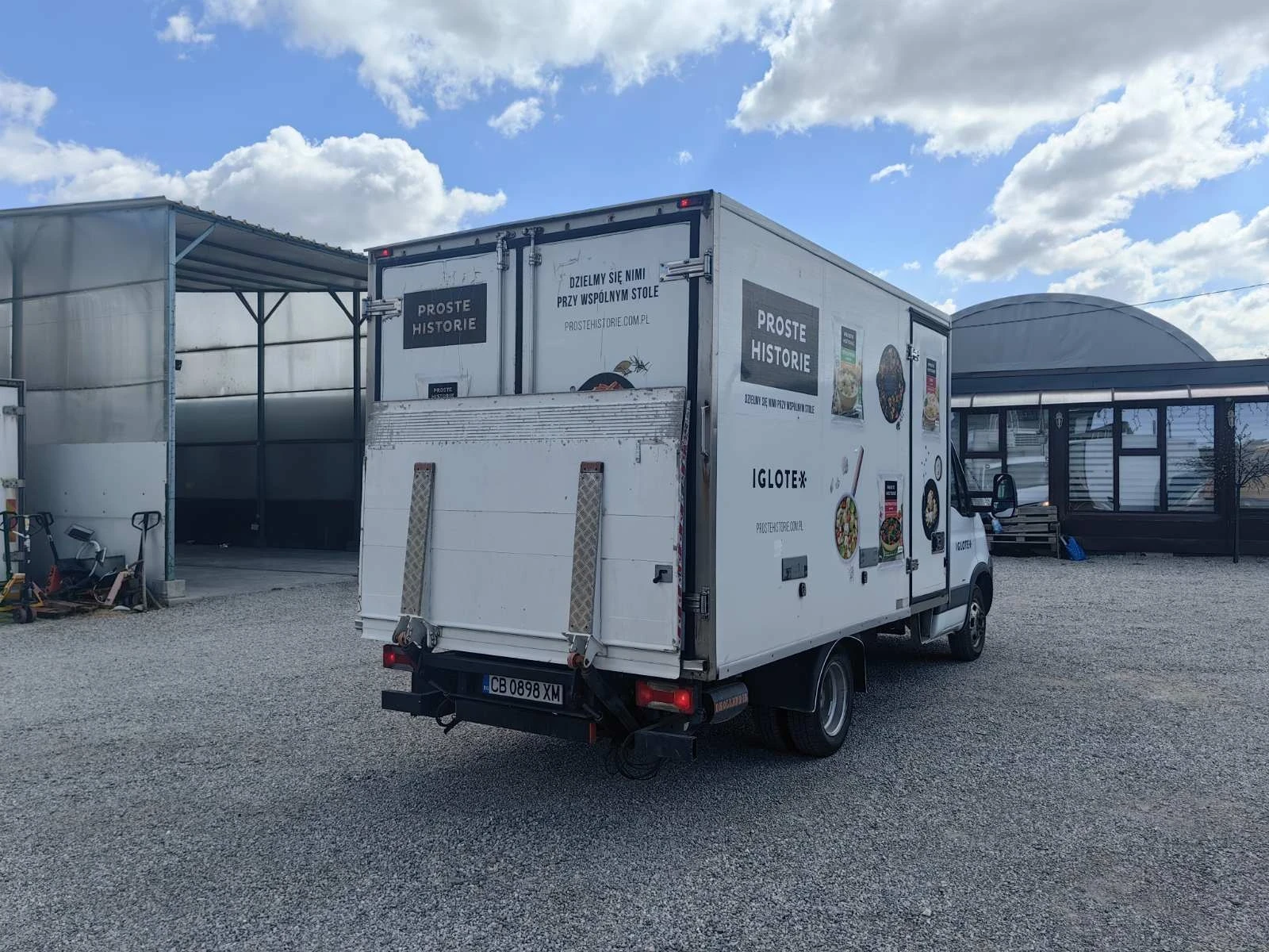 Iveco 35c13 Хладилен, снимка 2 - Бусове и автобуси - 53872286