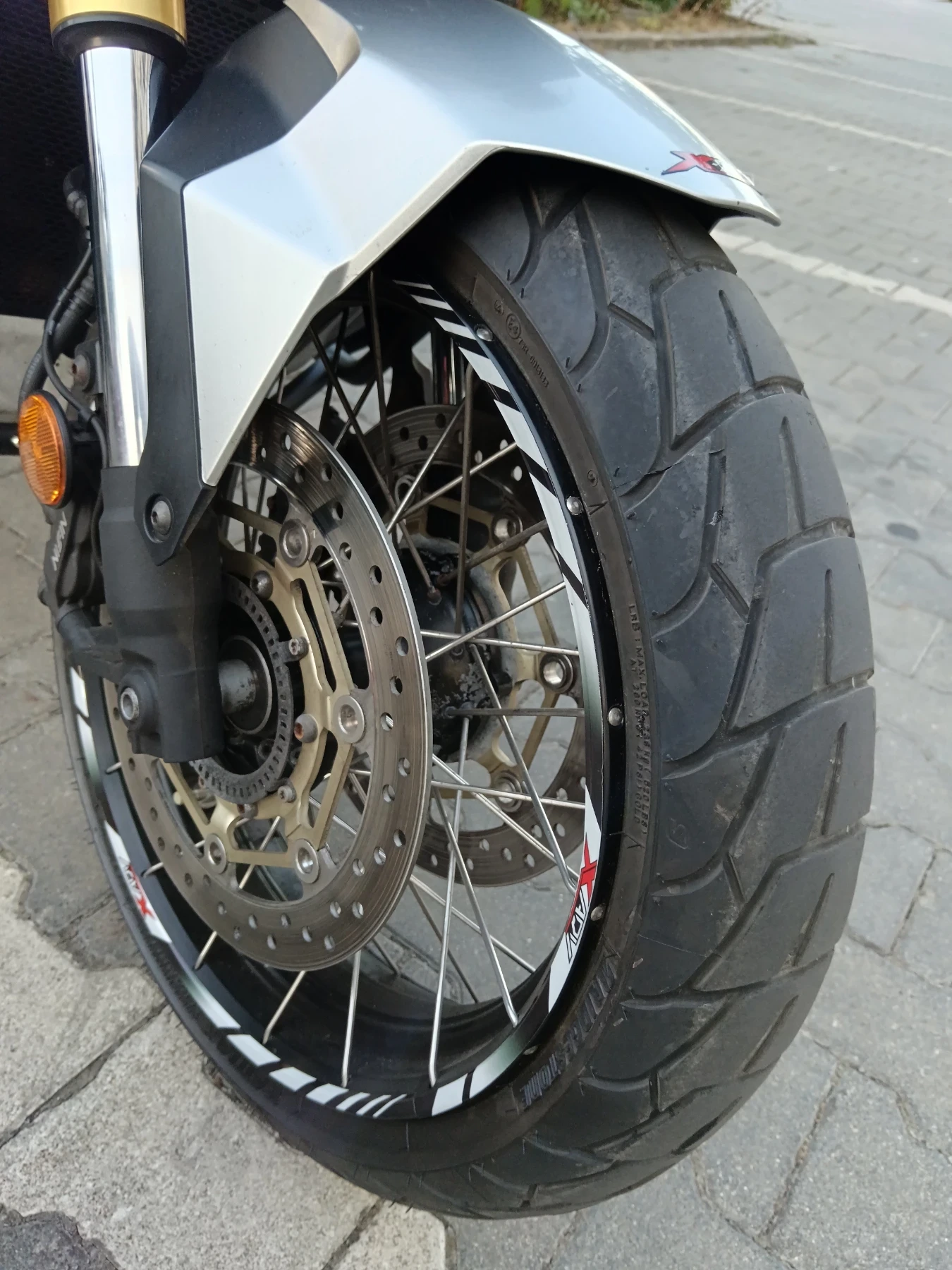 Honda X-ADV X-ADV, снимка 16 - Мотоциклети и мототехника - 55743838