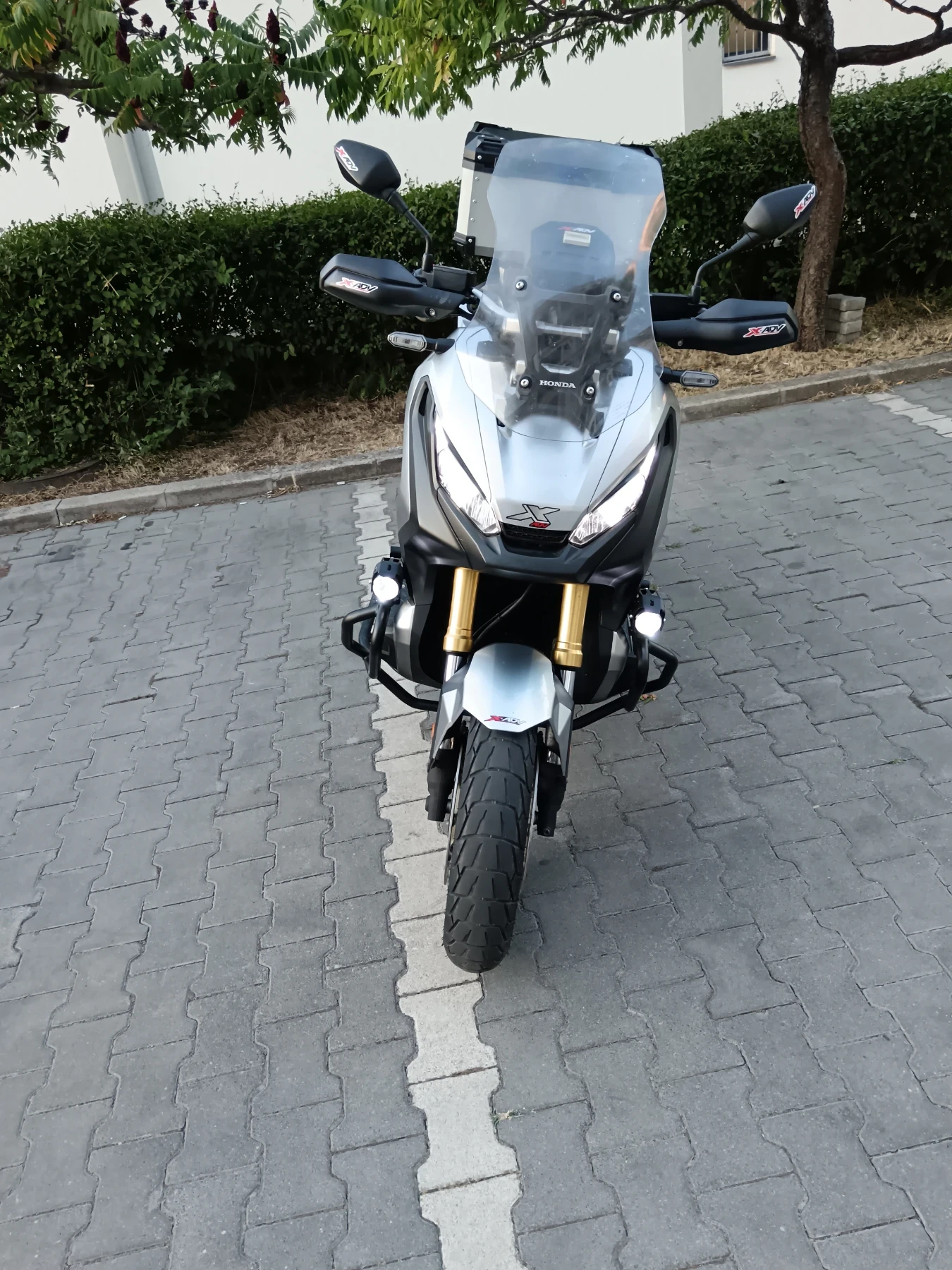 Honda X-ADV X-ADV, снимка 9 - Мотоциклети и мототехника - 55743838