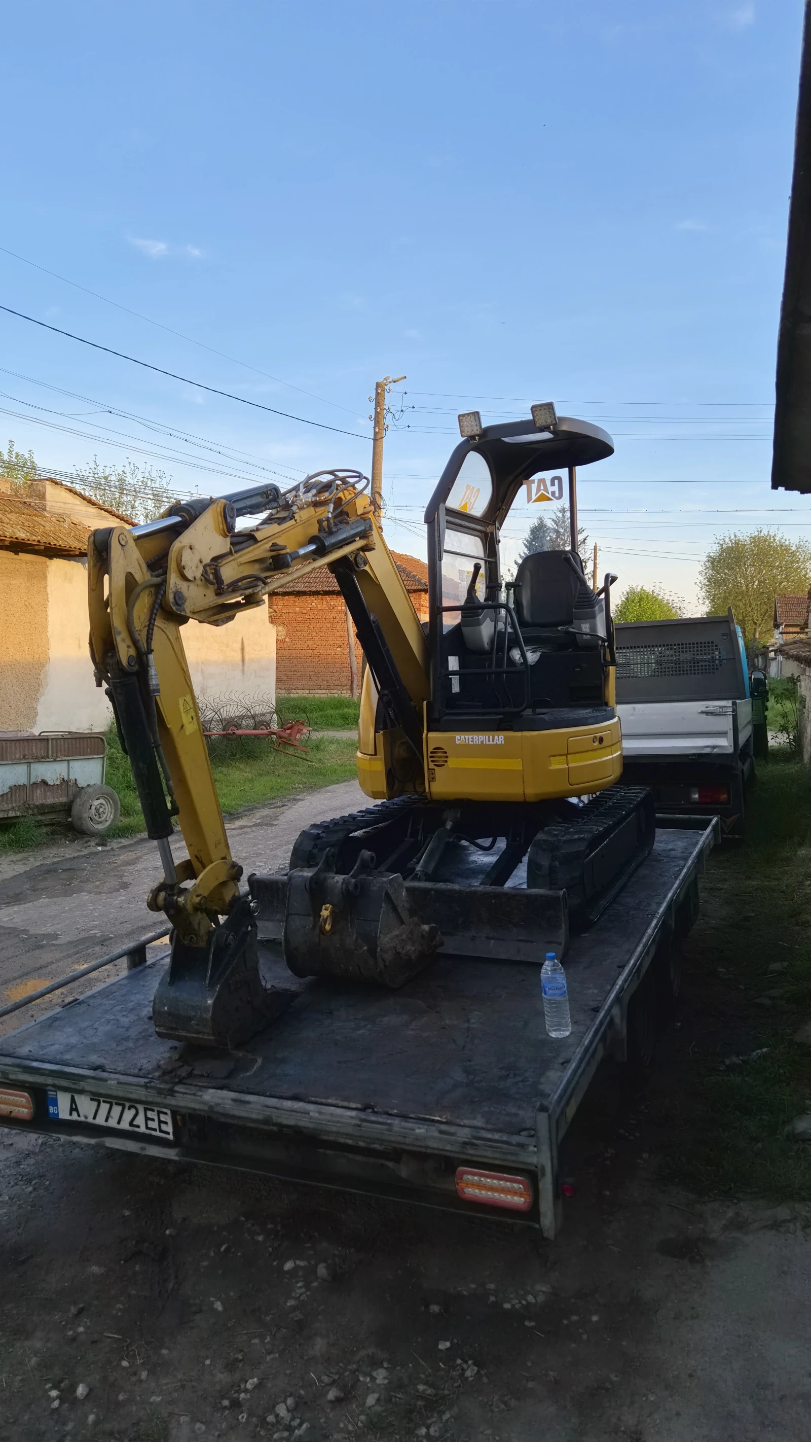 Багер Caterpillar 302c sr 2.2тона, снимка 6 - Индустриална техника - 54753996