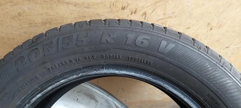 Гуми Летни 205/55R16, снимка 8 - Гуми и джанти - 31359546