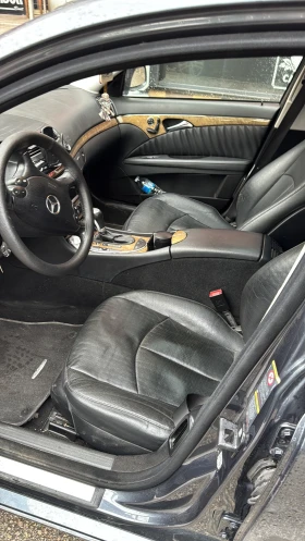 Mercedes-Benz E 320, снимка 5