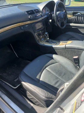 Mercedes-Benz E 320 Facelift, снимка 6