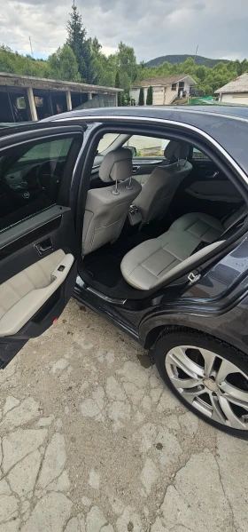 Mercedes-Benz E 200, снимка 9