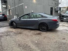 Toyota Camry SE / DISTRONIC / CAMERA / КЛИП НА МОТОРА  - 26300 € / 51438.33 лв. - 57484911 2