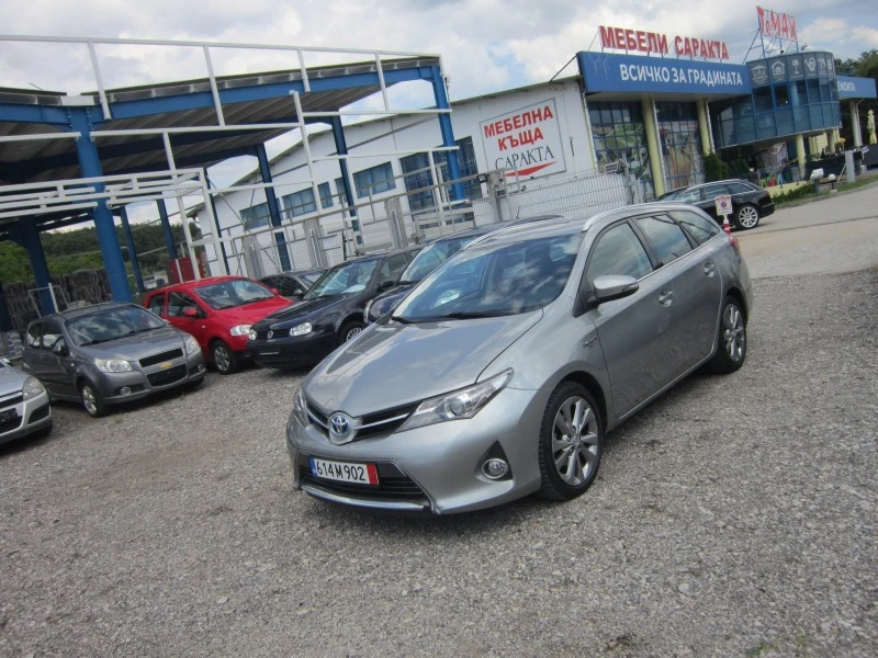 Toyota Auris 1.8 HYBRID/99ps, снимка 2 - Автомобили и джипове - 46096758