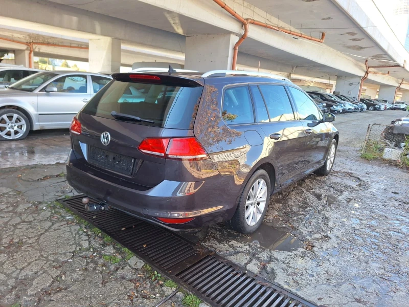 VW Golf 1.6 TDI , снимка 7 - Автомобили и джипове - 47679498