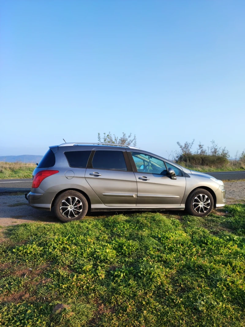 Peugeot 308 1.6 HDI SW, снимка 2 - Автомобили и джипове - 47701360