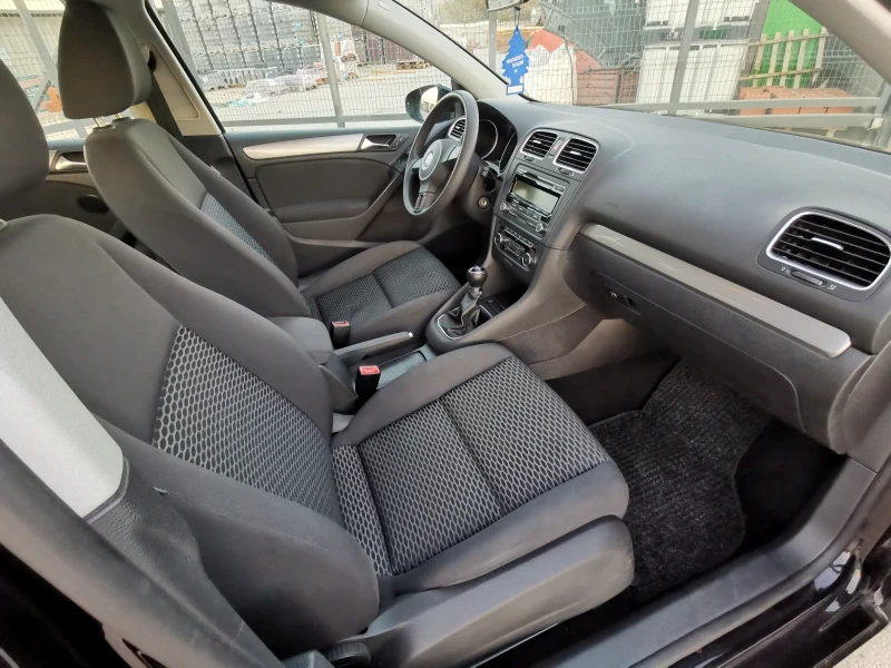 VW Golf 1.9TDI 90кс, снимка 10 - Автомобили и джипове - 48080279