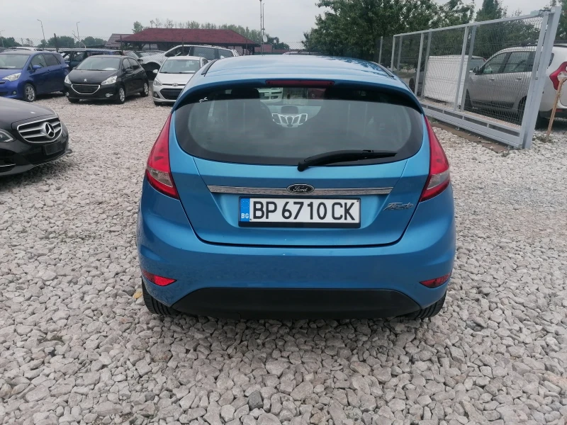 Ford Fiesta, снимка 6 - Автомобили и джипове - 48903769