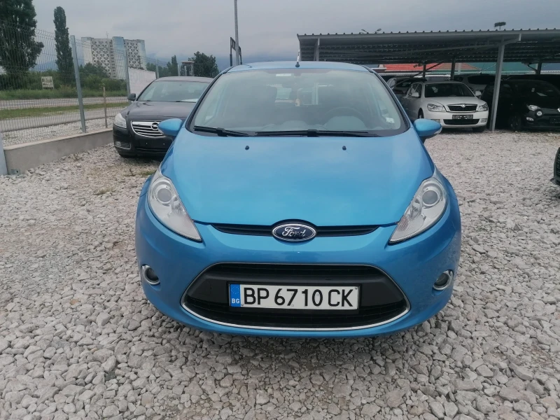 Ford Fiesta, снимка 1 - Автомобили и джипове - 48903769