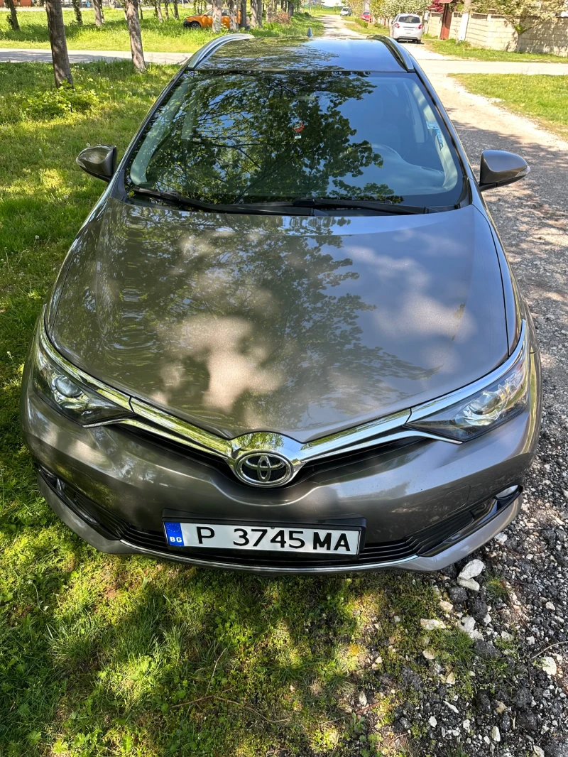 Toyota Auris, снимка 6 - Автомобили и джипове - 52197277