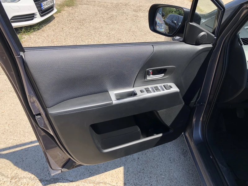 Mazda 5 2.0D 143 к.с 6+ 1 Места, снимка 9 - Автомобили и джипове - 51340757