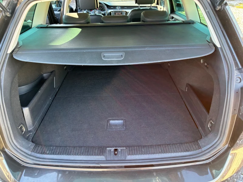 VW Passat TDI 240 4motion, снимка 9 - Автомобили и джипове - 52673770