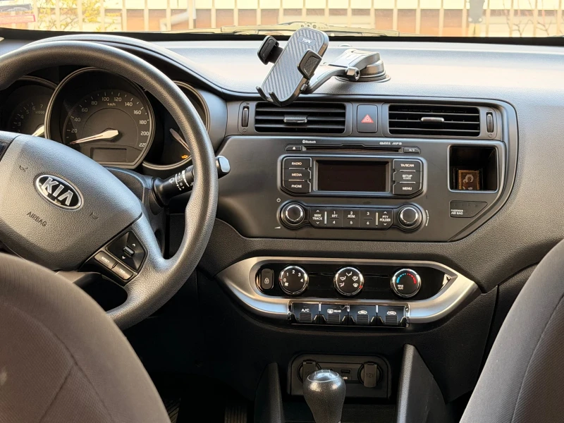 Kia Rio Rio, снимка 10 - Автомобили и джипове - 52505449