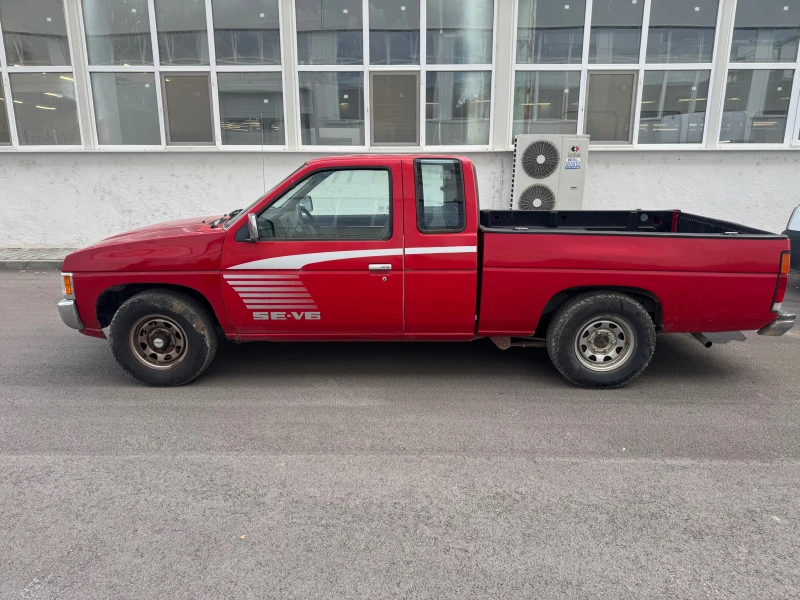 Nissan Pickup 240, снимка 2 - Автомобили и джипове - 52557782