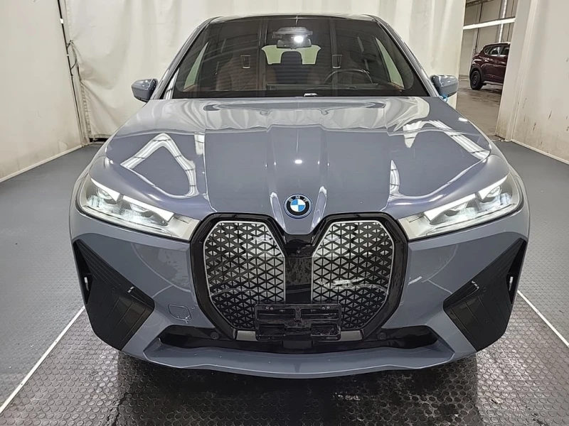 BMW iX * XDRIVE40 * CARFAX * БЕЗ ПЪРВОНАЧАЛНА ВНОСКА, снимка 8 - Автомобили и джипове - 52806886