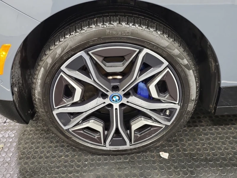 BMW iX * XDRIVE40 * CARFAX * БЕЗ ПЪРВОНАЧАЛНА ВНОСКА, снимка 6 - Автомобили и джипове - 52806886