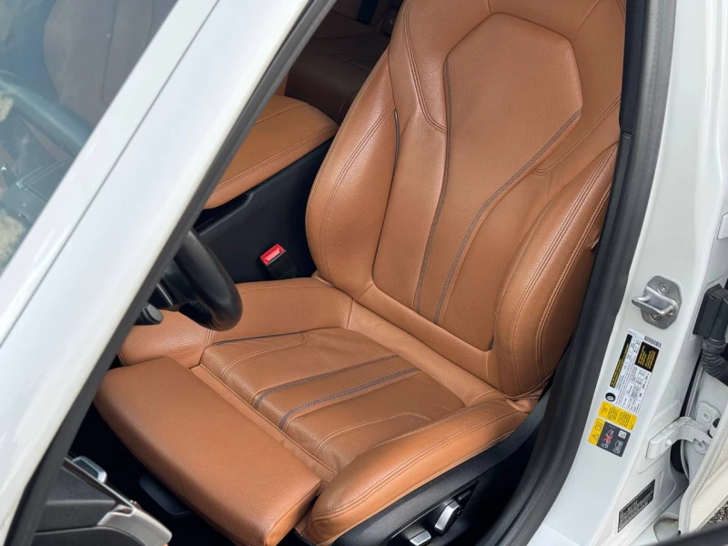 BMW 530E HUD* HARMAN KARDON* AMBIENT* LANE* BLIND SPOT* , снимка 9 - Автомобили и джипове - 53119128