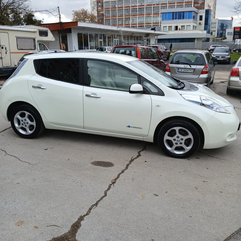 Nissan Leaf , снимка 5 - Автомобили и джипове - 53149901