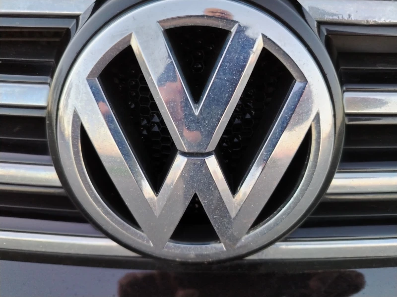 VW Passat 2.0-140 КС НАВИ, АВТОМАТИК, снимка 17 - Автомобили и джипове - 53169823