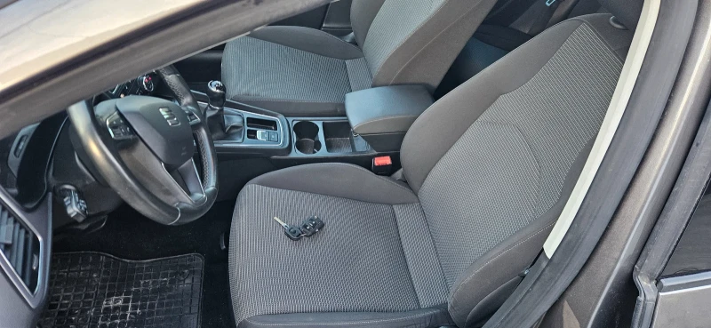 Seat Leon 1.2TSI, снимка 6 - Автомобили и джипове - 53394255