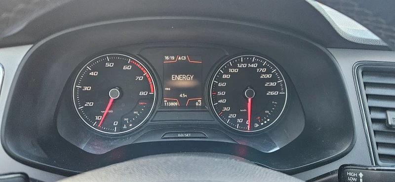 Seat Leon 1.2TSI, снимка 7 - Автомобили и джипове - 53394255